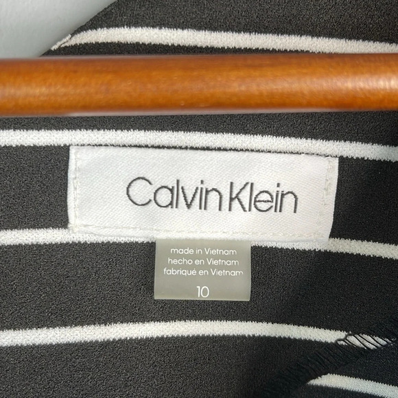 CALVIN KLEIN Striped Midi Dress Black White Ruffled Bell Sleeves Size 10 - Picture 8 of 12